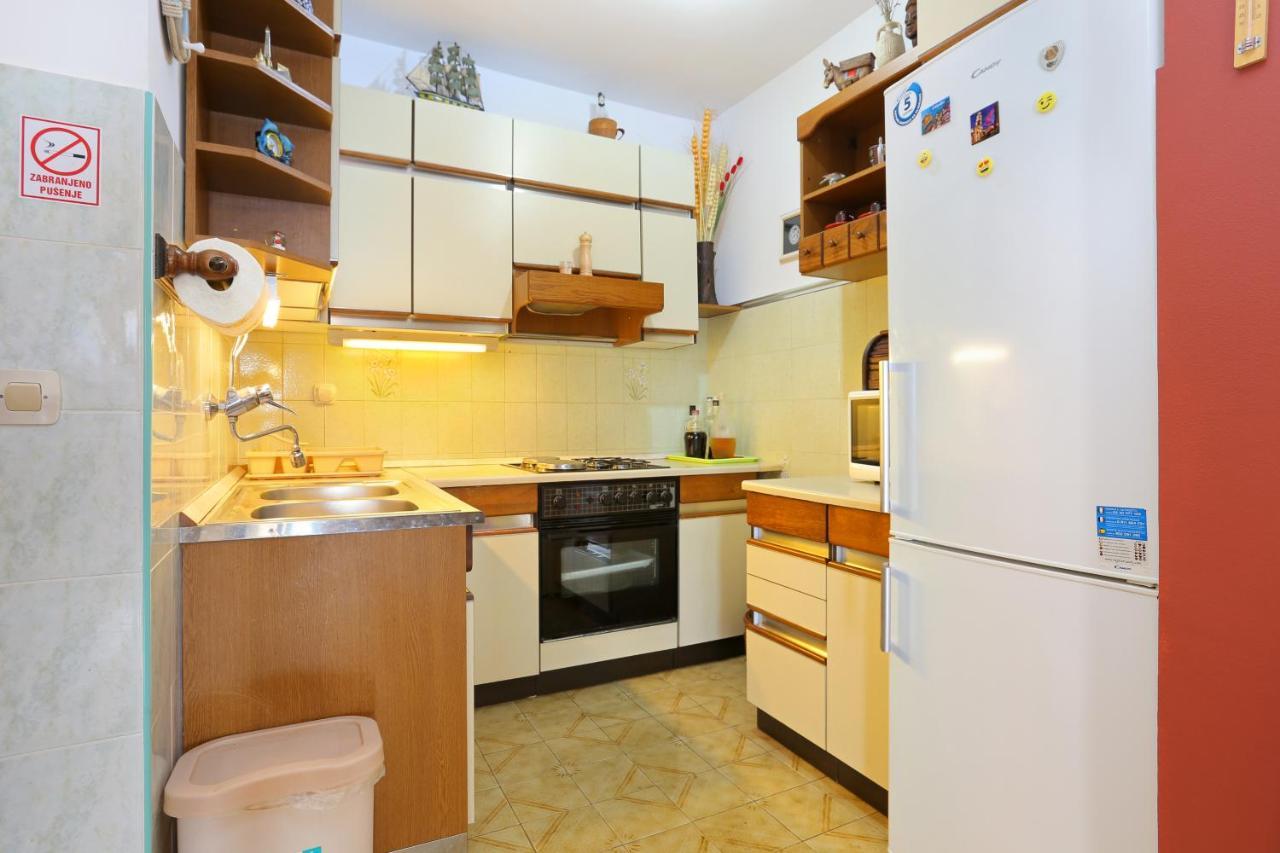 Apartments By The Sea Stanici, Omis - 1028 Tice Luaran gambar
