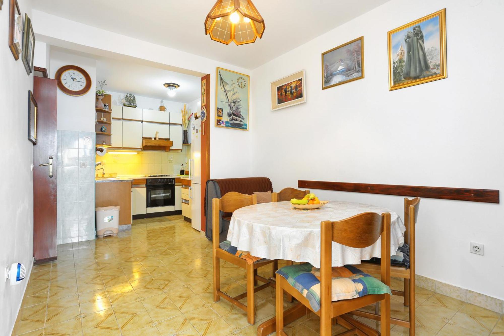 Apartments By The Sea Stanici, Omis - 1028 Tice Bilik gambar